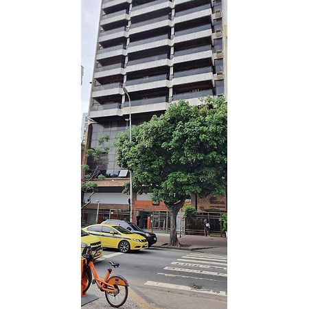 Flat Ipanema 2 Qtos Gar. Serv. Piscina Em Fte Metro Рио-де-Жанейро Экстерьер фото